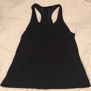 Lululemon tank!